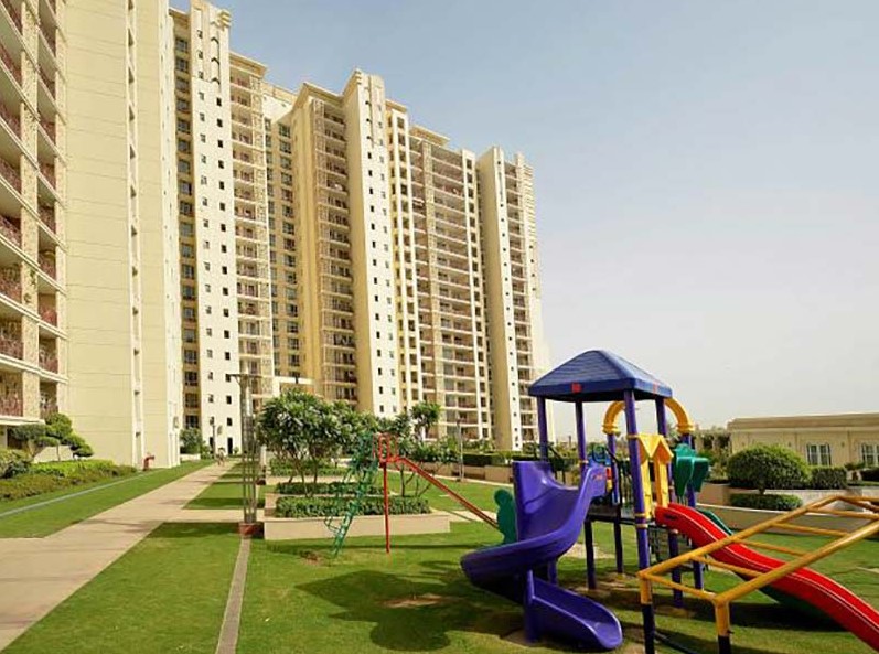 DLF The Summit